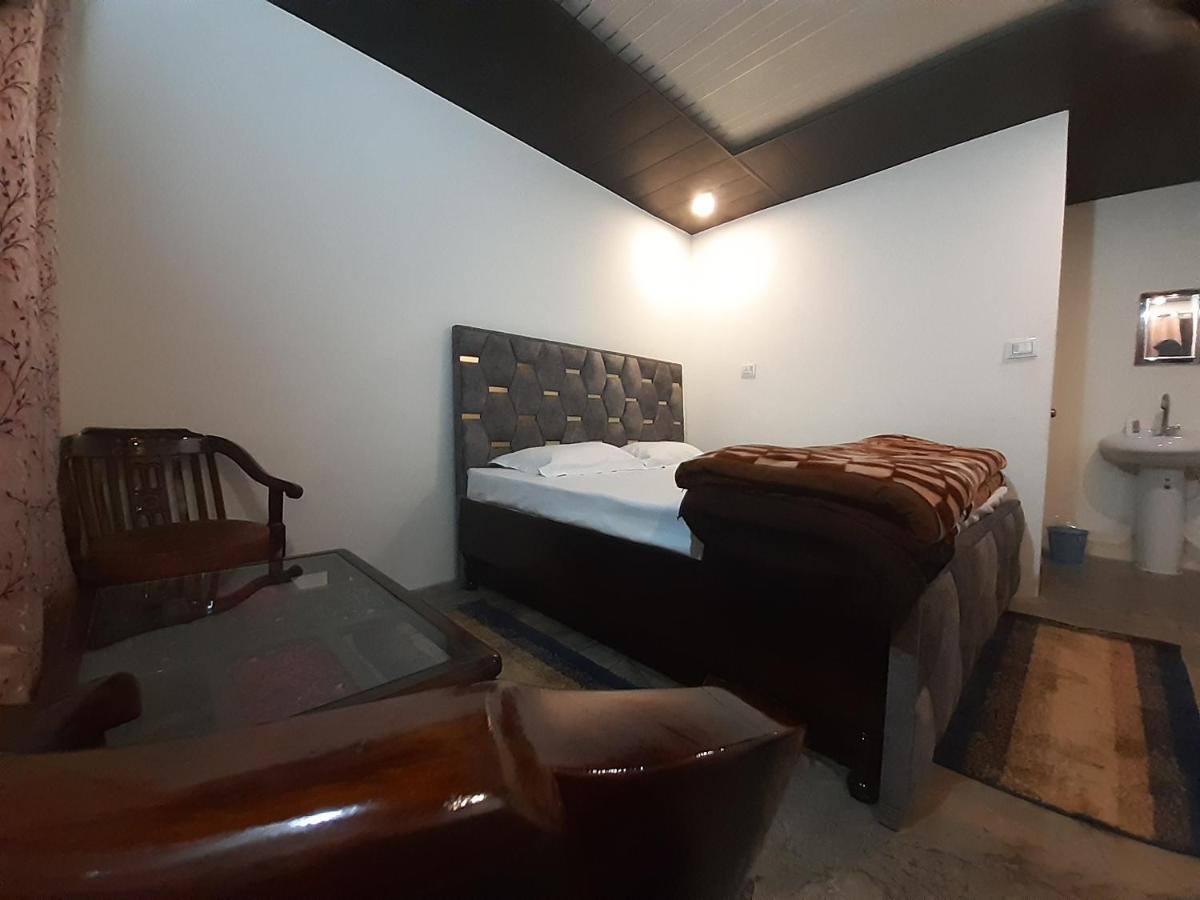 Lake Haven Resort, Sari, Chopta Extérieur photo