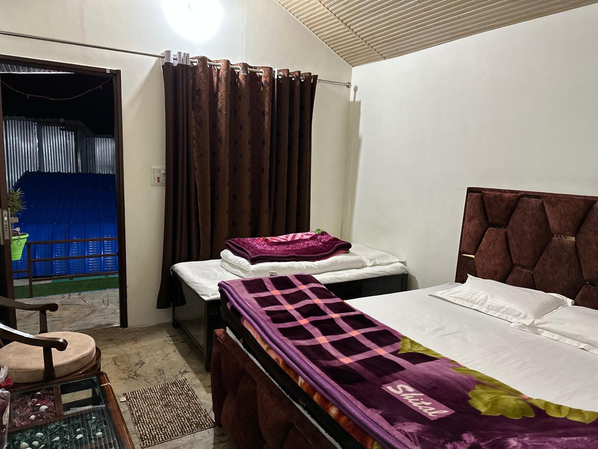 Lake Haven Resort, Sari, Chopta Extérieur photo